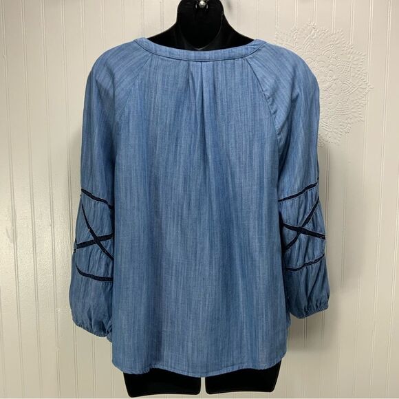 CROWN & IVY denim boho shirt - Picture 2 of 3